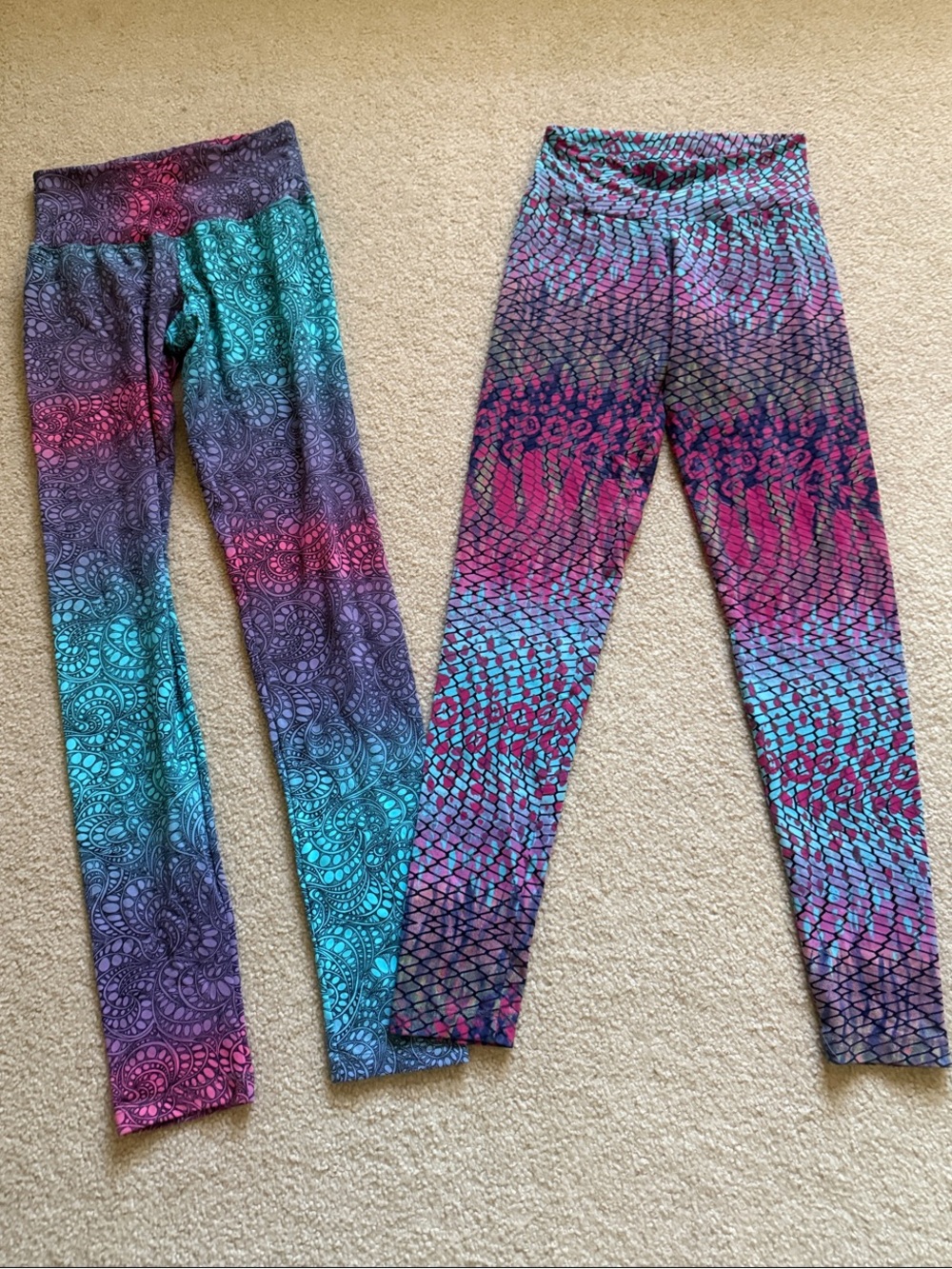 Woman’s new Multicolor yoga leggings